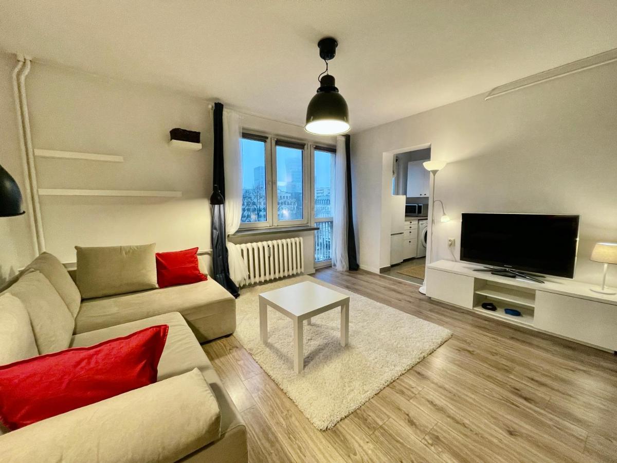 Holiday Metro Fast Wifi Tv'70 Netflix Hbo Appletv Βαρσοβία Εξωτερικό φωτογραφία