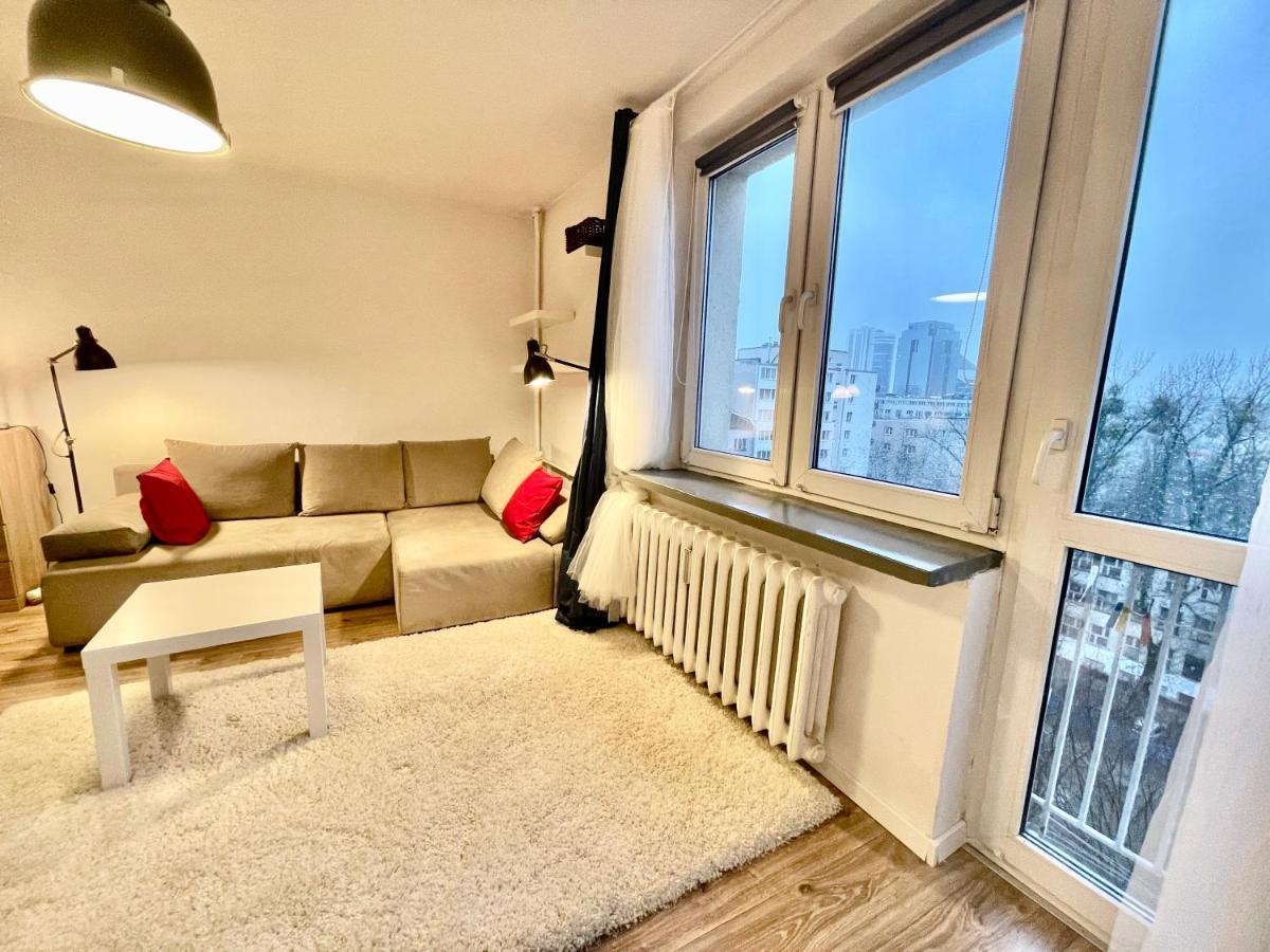 Holiday Metro Fast Wifi Tv'70 Netflix Hbo Appletv Βαρσοβία Εξωτερικό φωτογραφία
