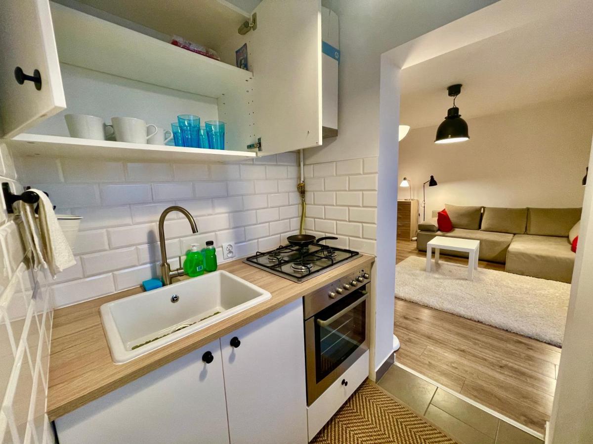 Holiday Metro Fast Wifi Tv'70 Netflix Hbo Appletv Βαρσοβία Εξωτερικό φωτογραφία