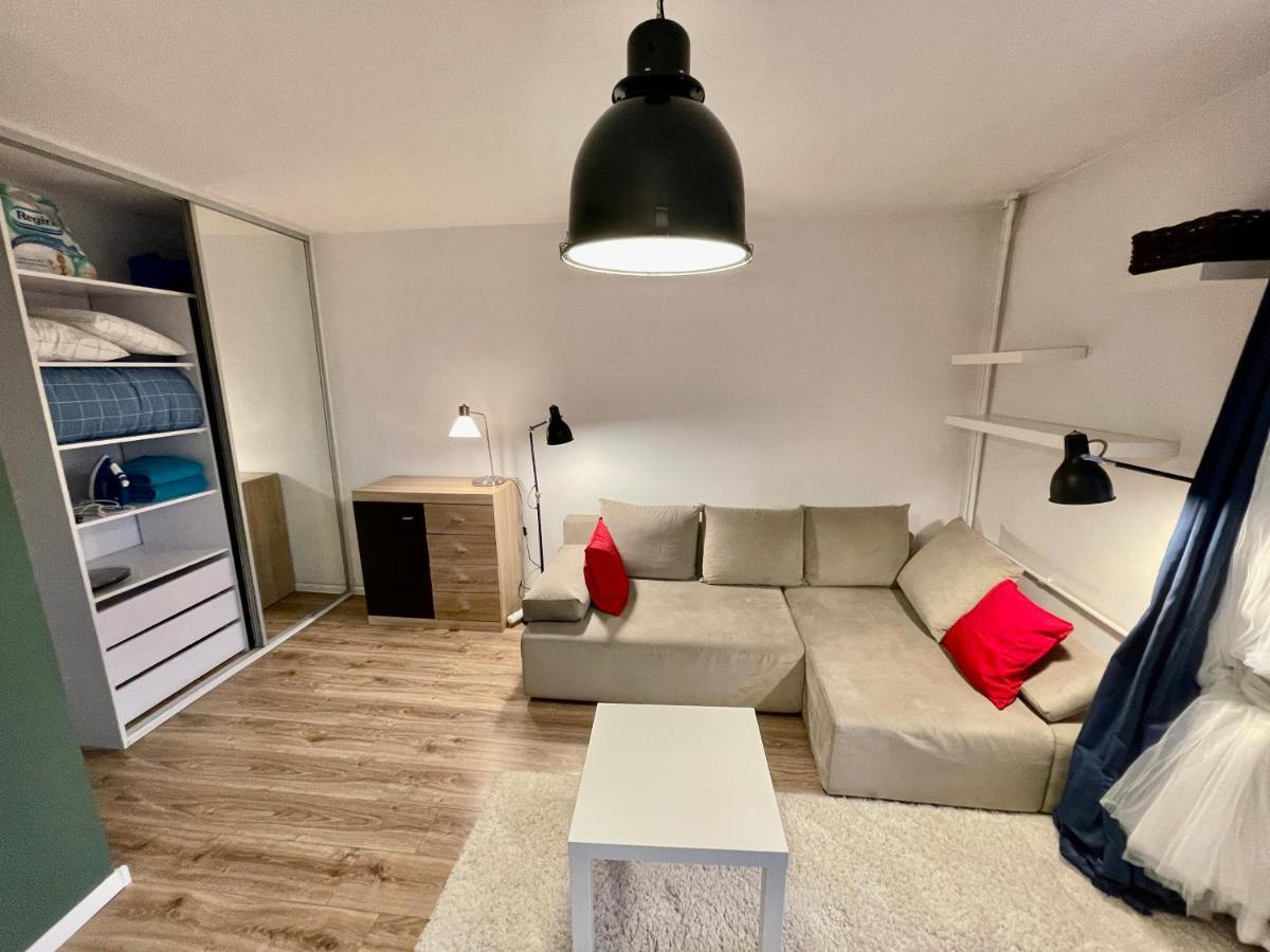 Holiday Metro Fast Wifi Tv'70 Netflix Hbo Appletv Βαρσοβία Εξωτερικό φωτογραφία